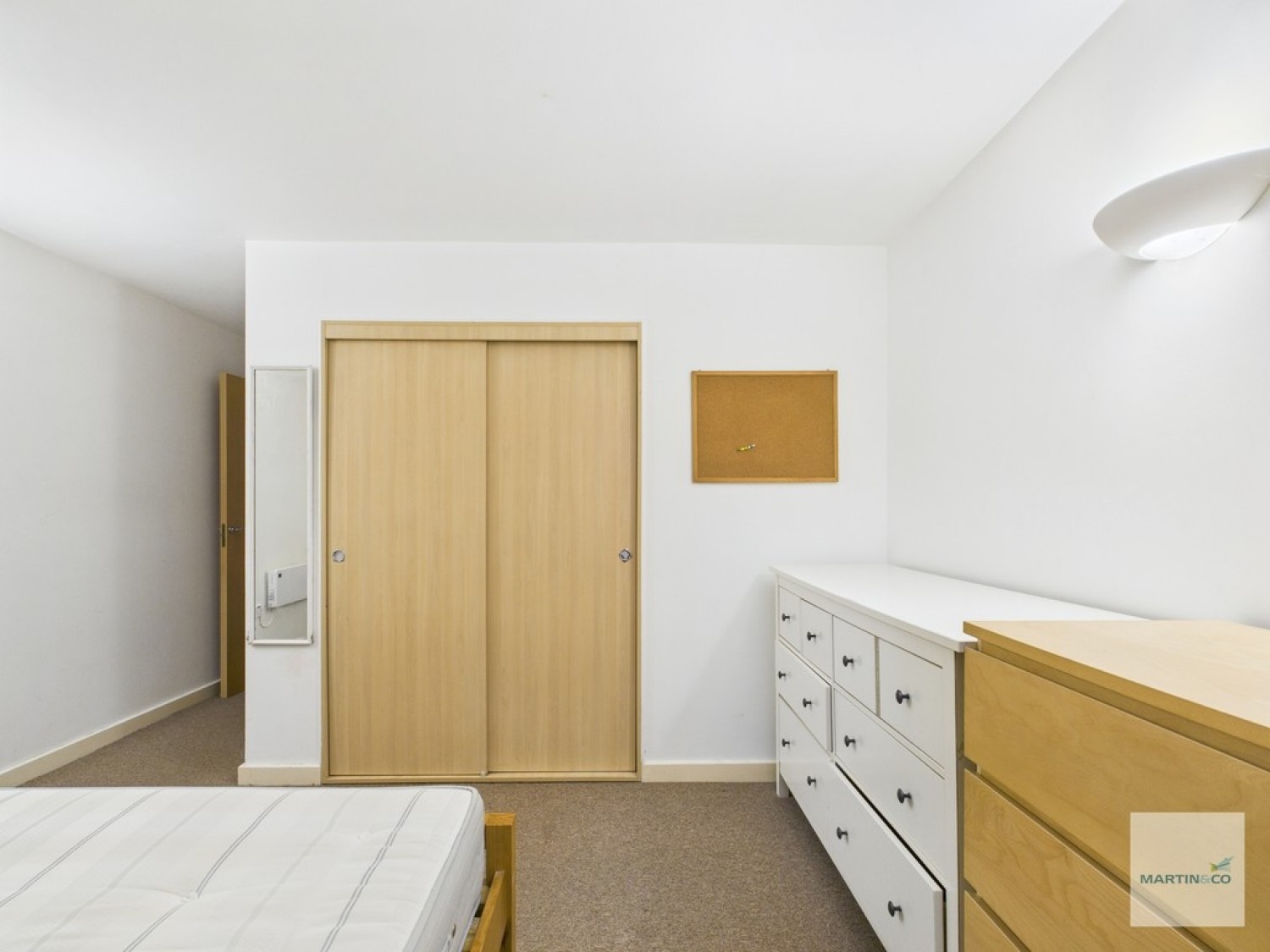 2 bedroom Flat for Auction Park West, Derby Road