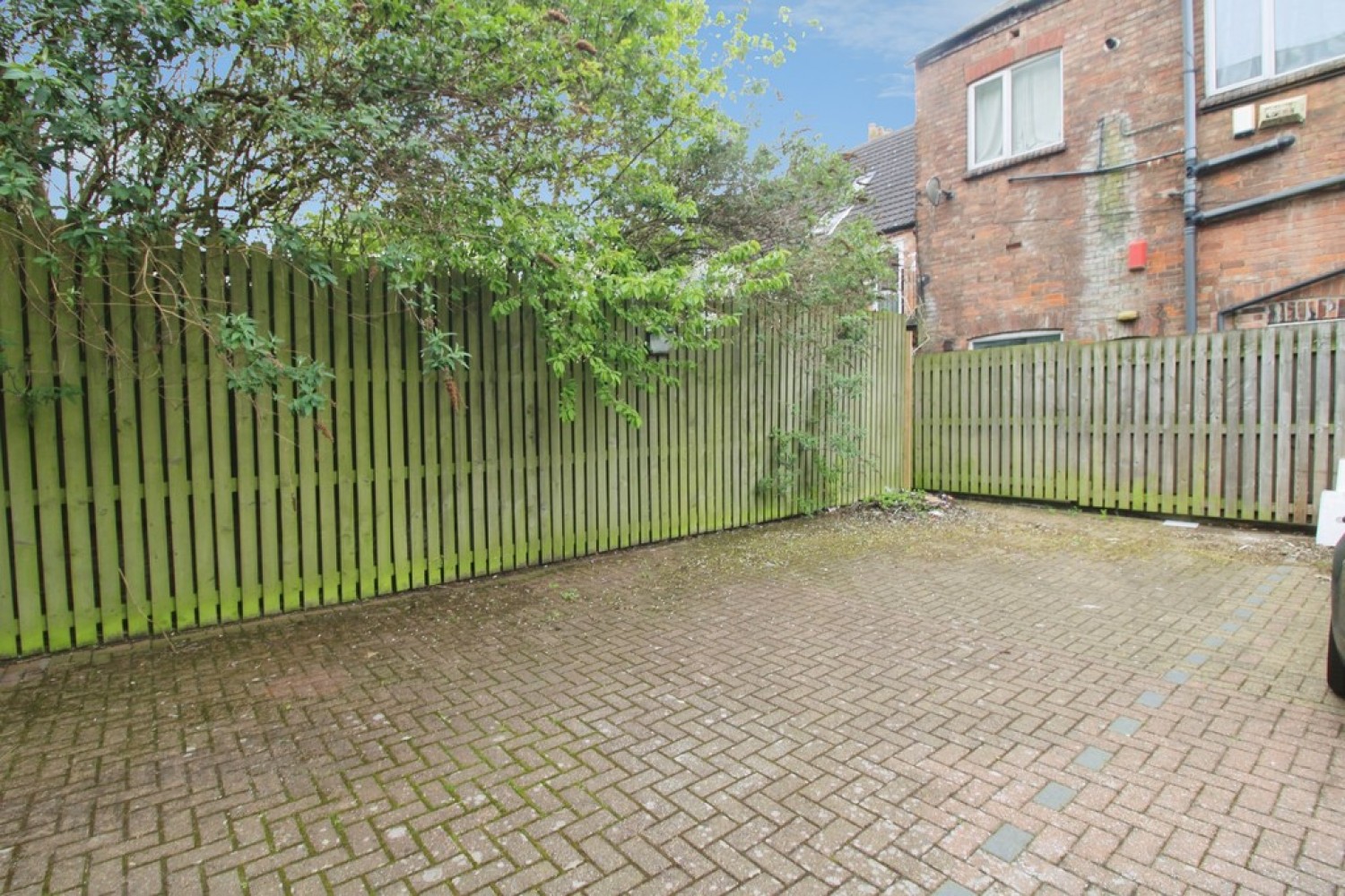2 bedroom House for Letting Archway Court, Peveril Street