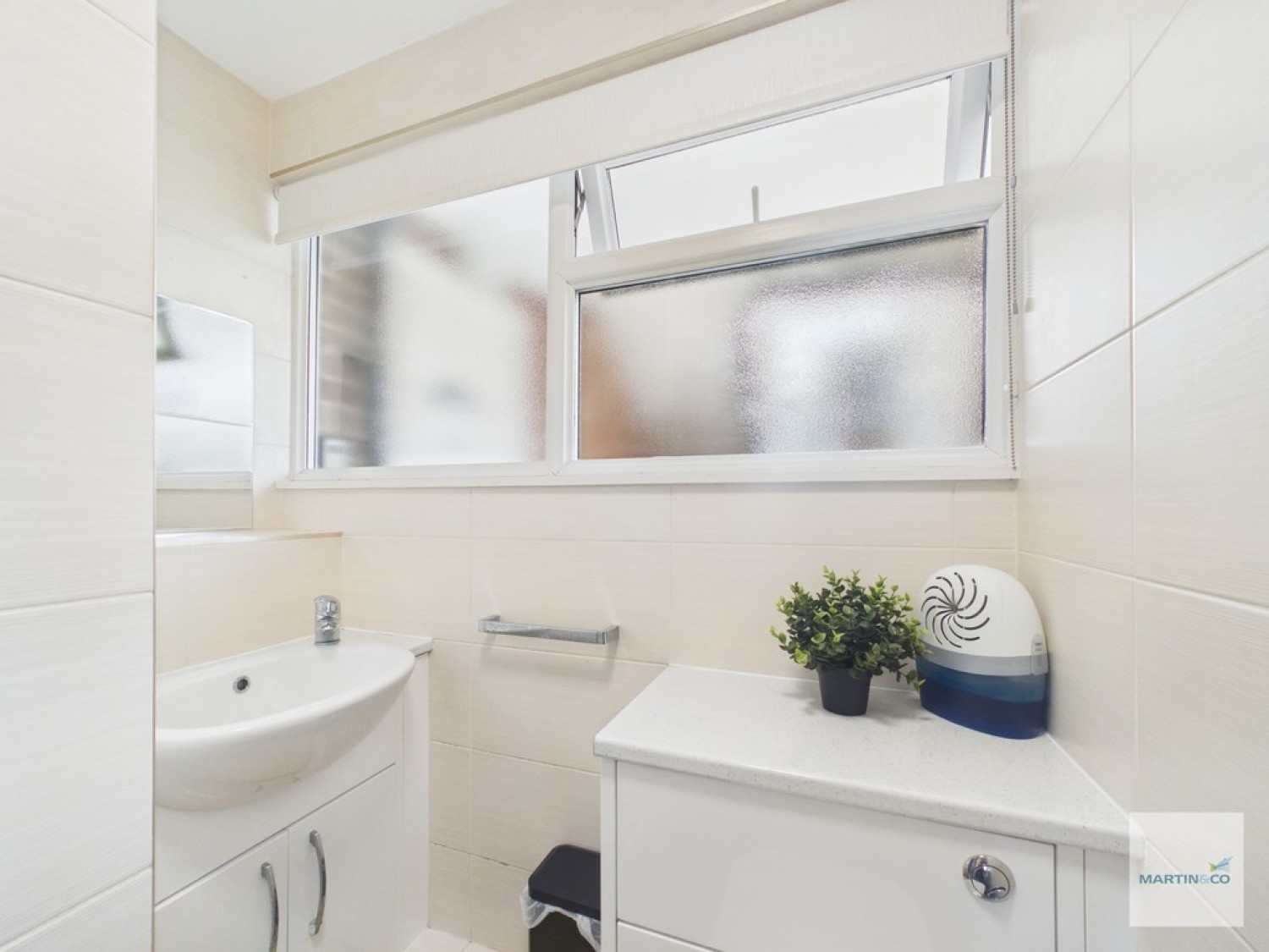 2 bedroom Flat for Sale The Poplars, West Bridgford