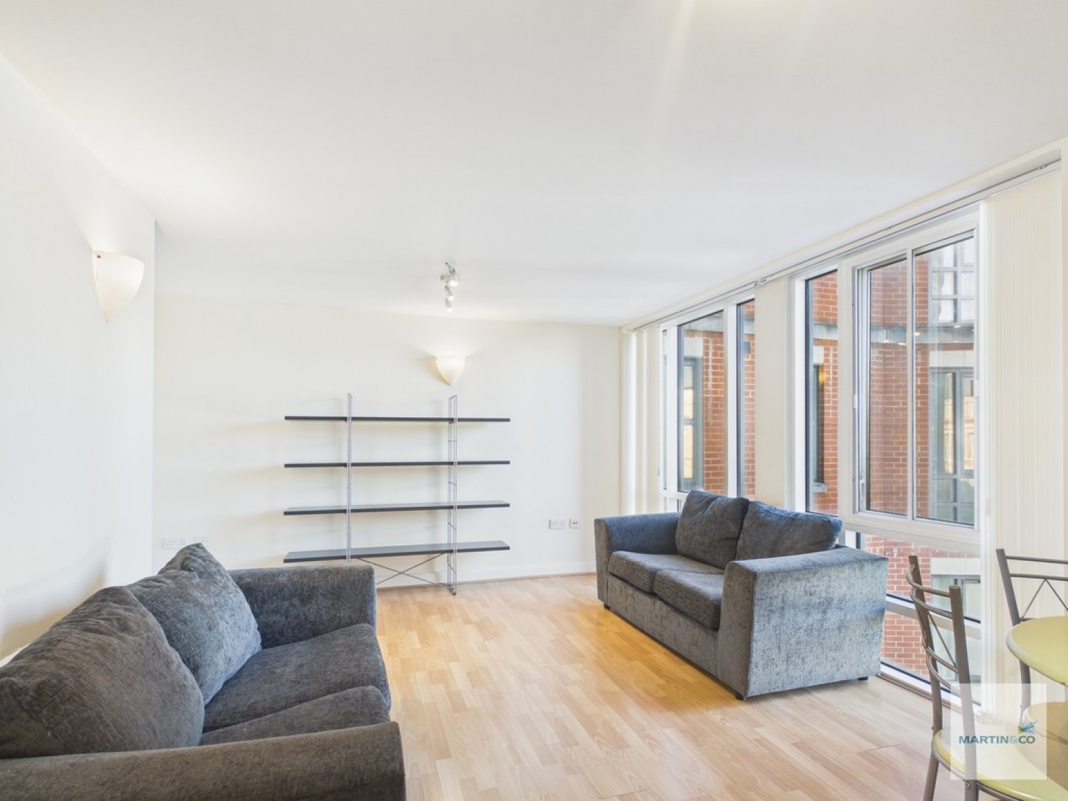 2 bedroom Flat for Sale Weekday Cross Building, Pilcher Gate