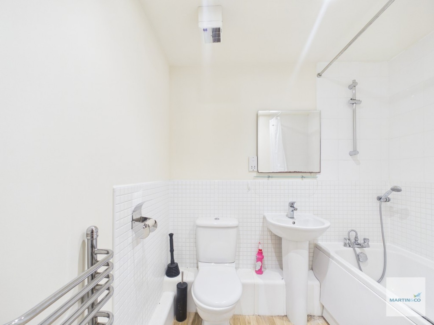 2 bedroom Flat for Sale Weekday Cross Building, Pilcher Gate