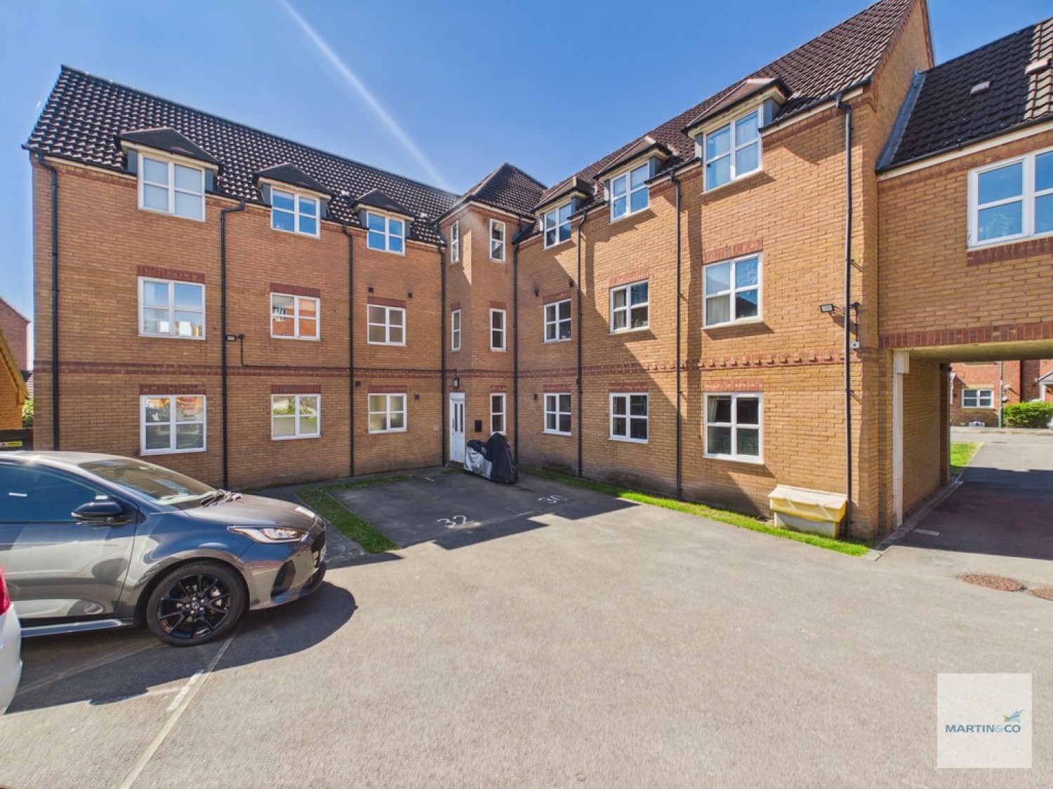 2 bedroom Flat for Sale Edmonstone Crescent, Nottingham