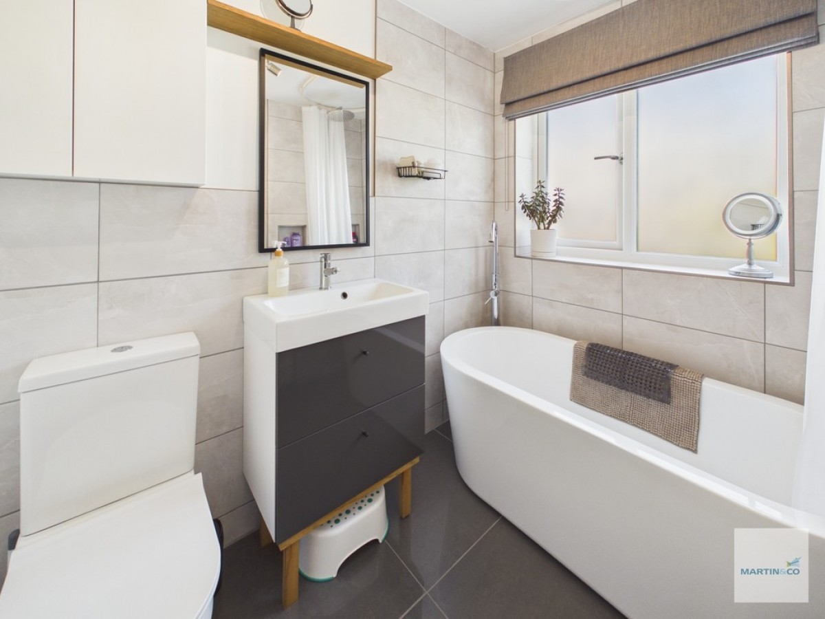 Redland Drive, Chilwell