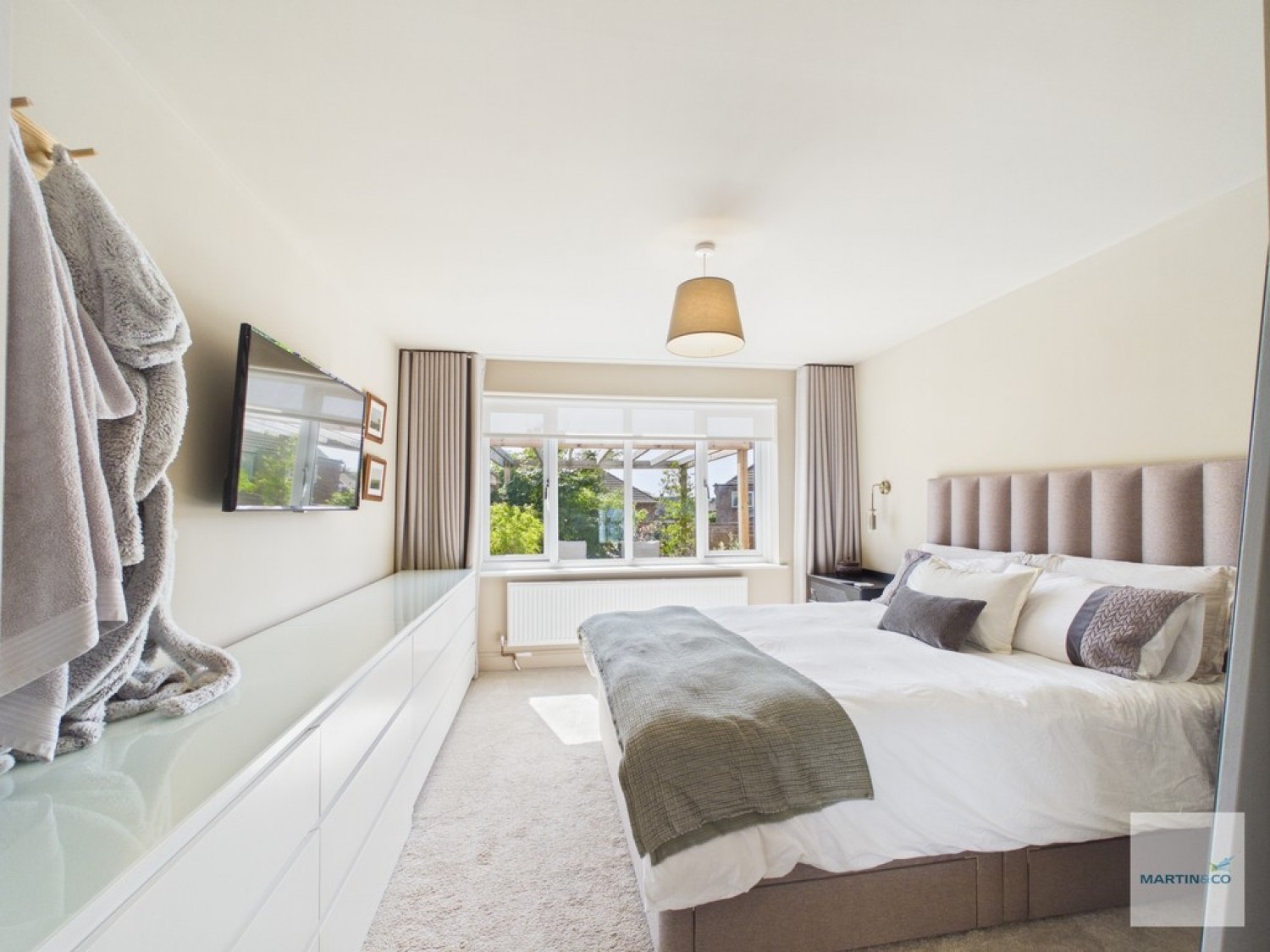 3 bedroom House for Sale Redland Drive, Chilwell