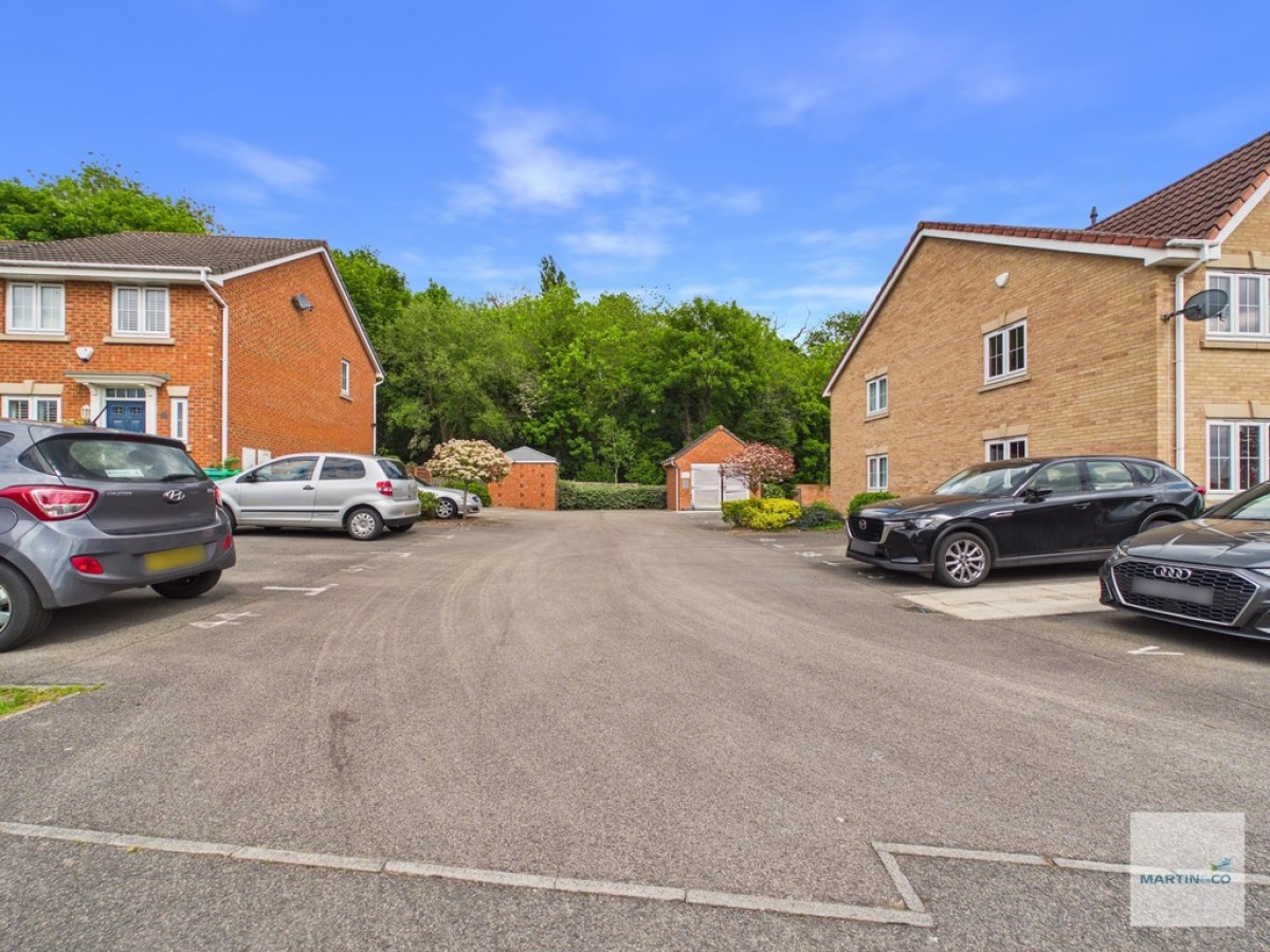 The Pastures, Dairy Square, Beechdale