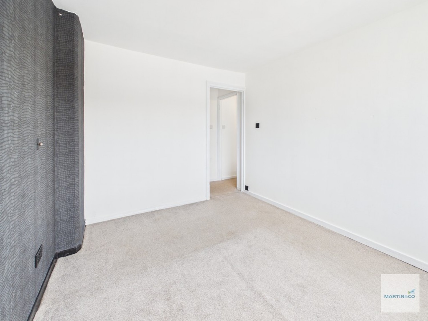 4 bedroom House for Sale Wheatgrass Road, Chilwell