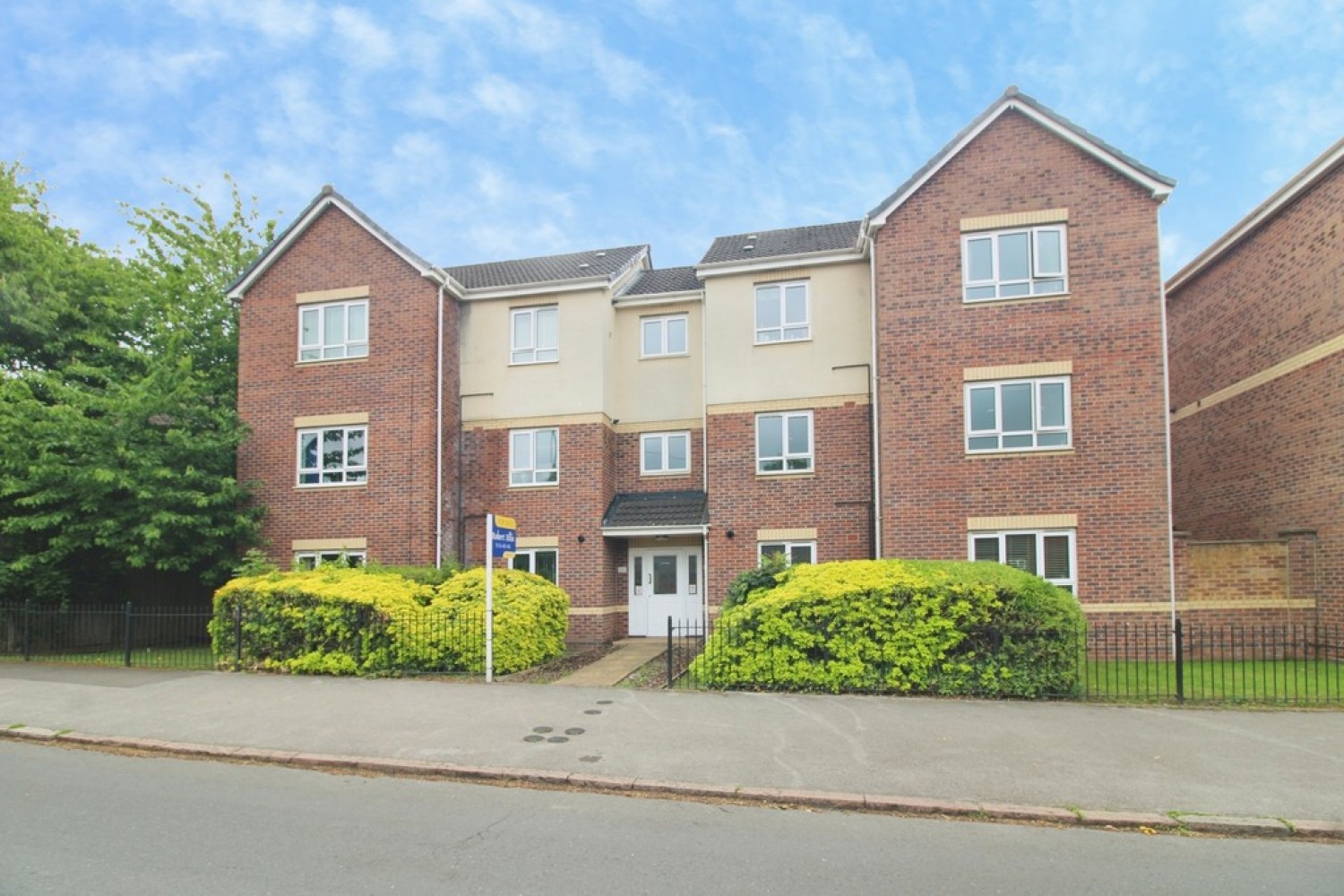 2 bedroom Flat for Sale The Wells Road, Nottingham