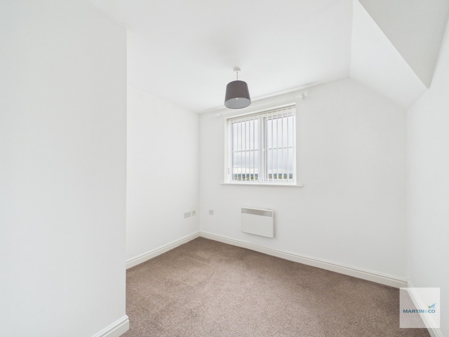 2 bedroom Flat for Sale Jasmin House, Arnold