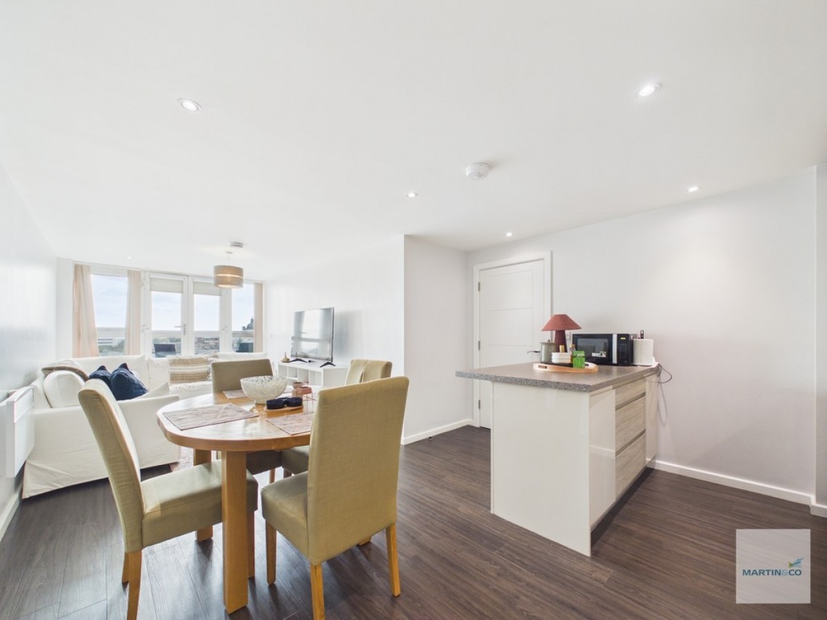 Marco Island, Huntingdon Street