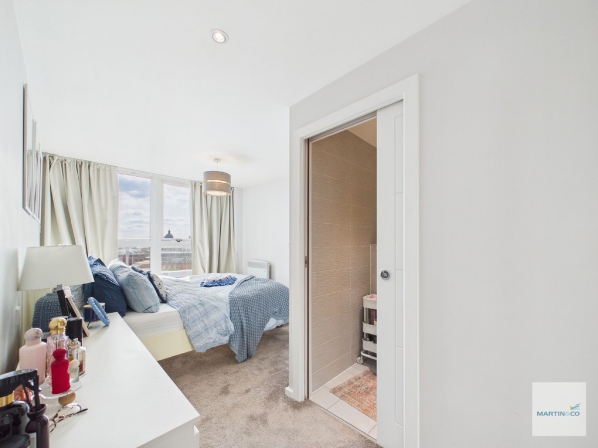 Marco Island, Huntingdon Street