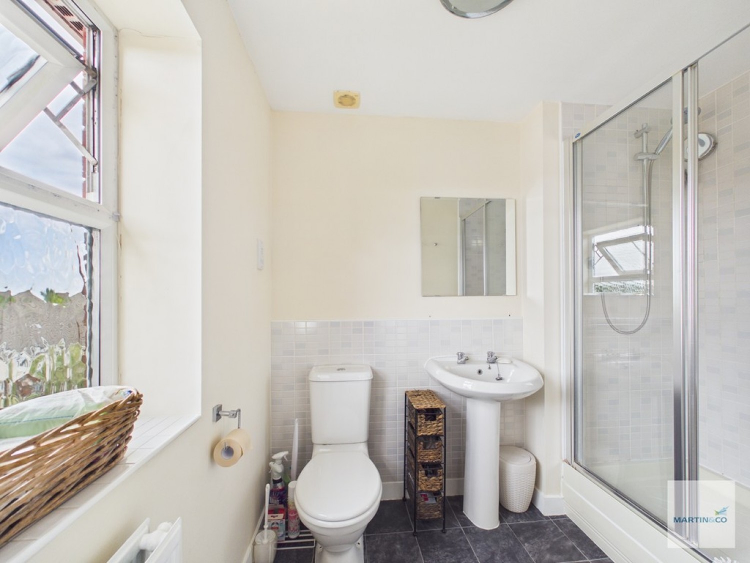 4 bedroom House for Sale Alderman Close, Beeston, Nottingham