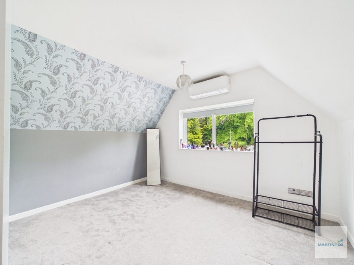 The Jardines, Bramcote