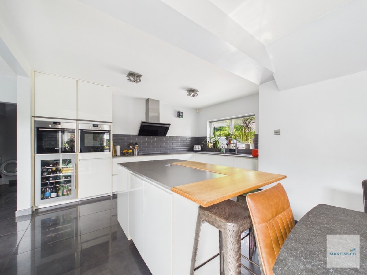 The Jardines, Bramcote
