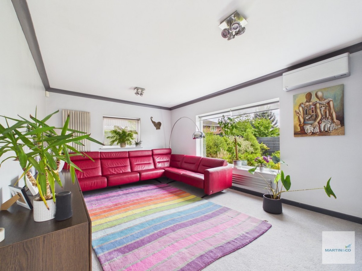 The Jardines, Bramcote