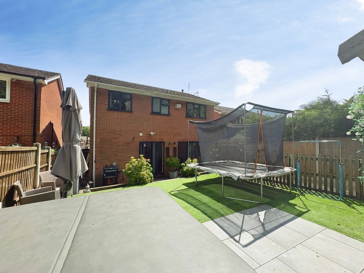 Rockley Close, Hucknall