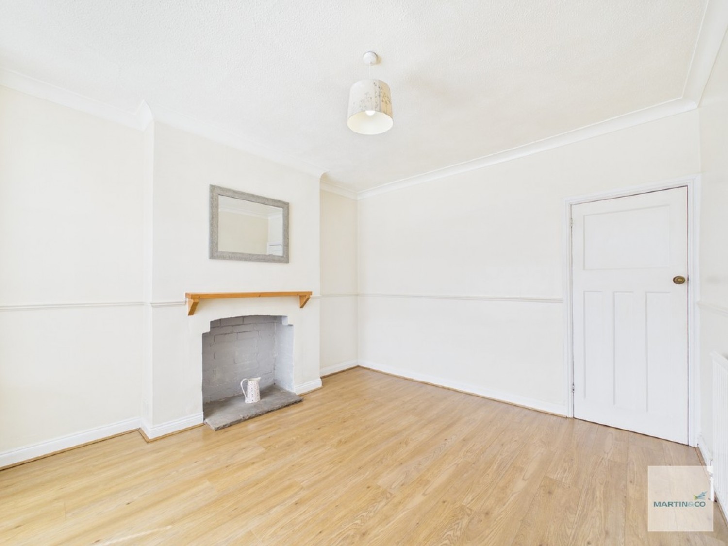 2 bedroom House for Sale Jasmine Road, Basford
