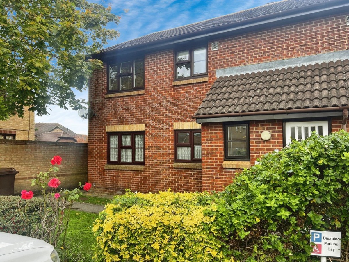 The Ridings, Paddock Wood