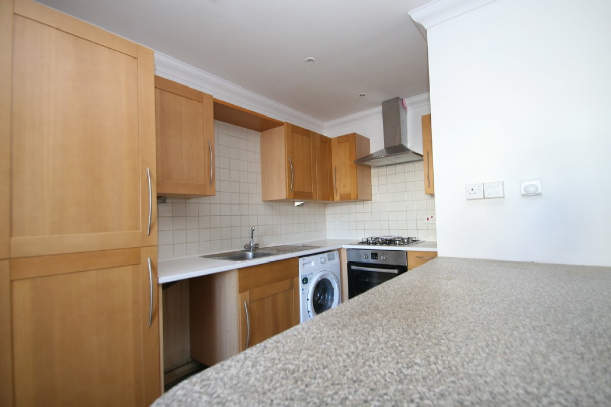 Coppers Court, Yew Tree Road