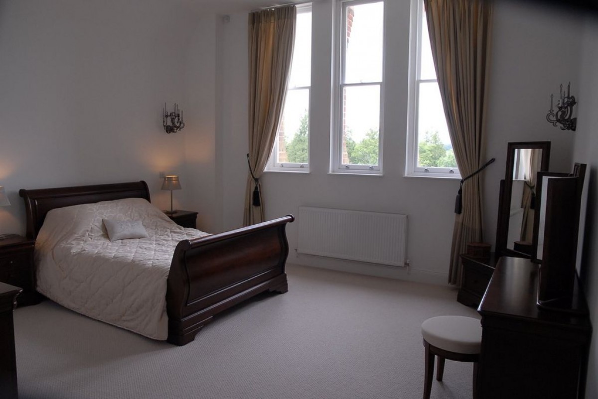 Mayfield Grange, Little Trodgers Lane