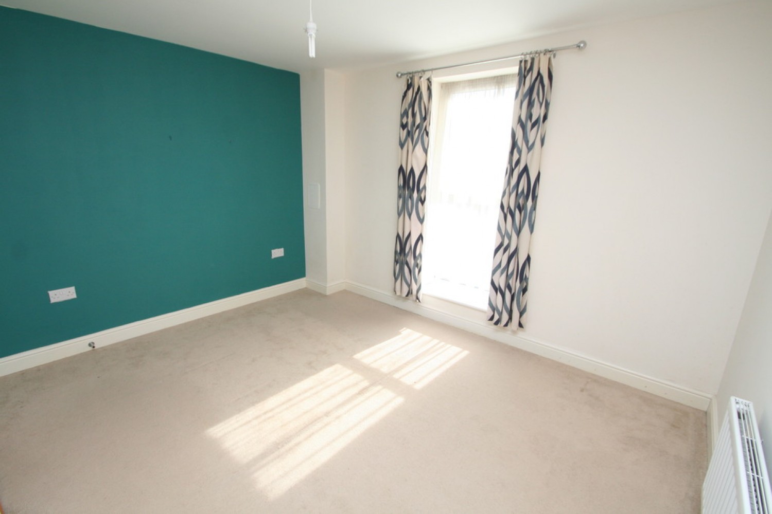 2 bedroom Flat for Letting Lake Court, Medway Drive