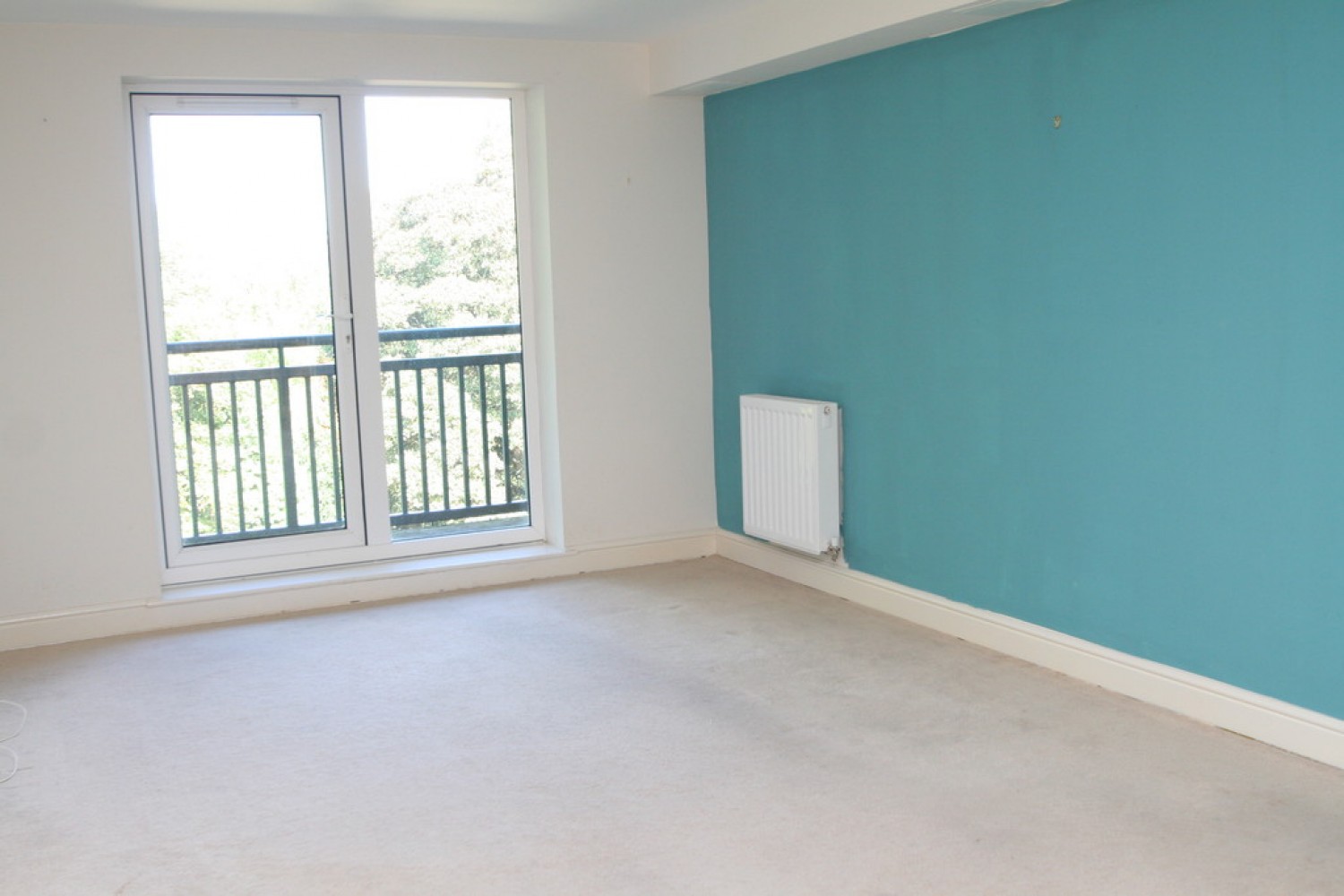 2 bedroom Flat for Letting Lake Court, Medway Drive