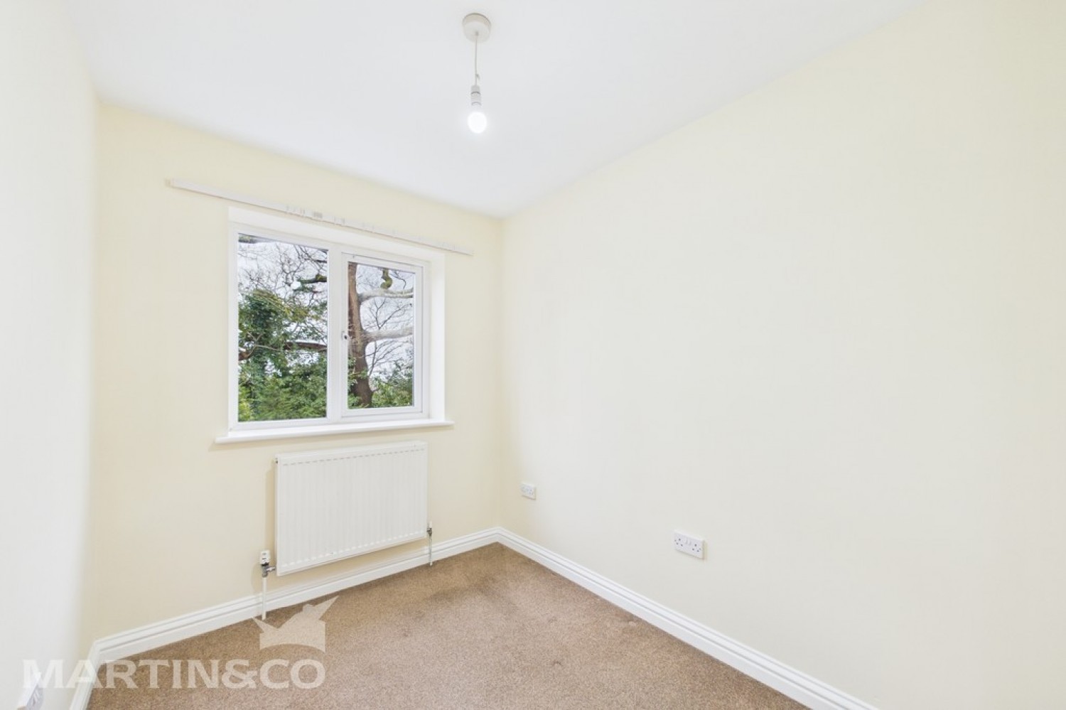2 bedroom Flat for Letting Sherwood Road