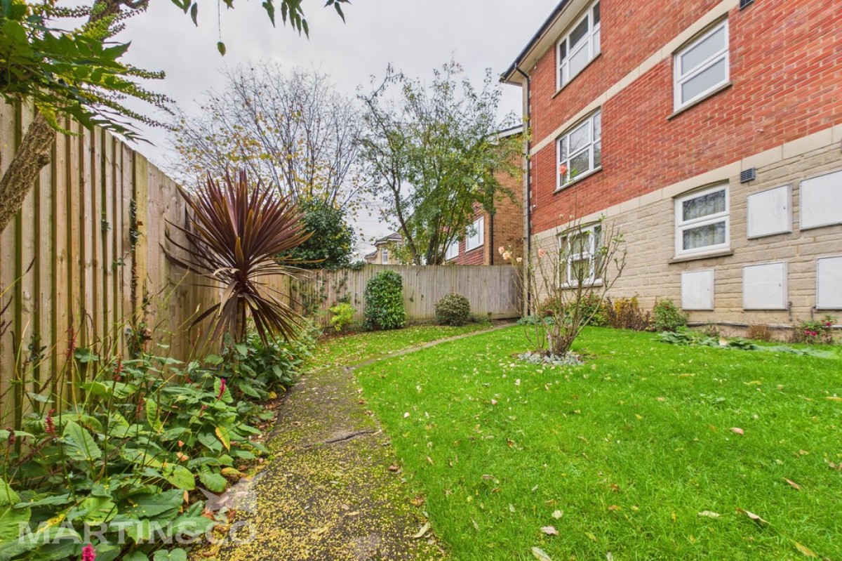 Woodbury Park Road, Tunbridge Wells, TN4