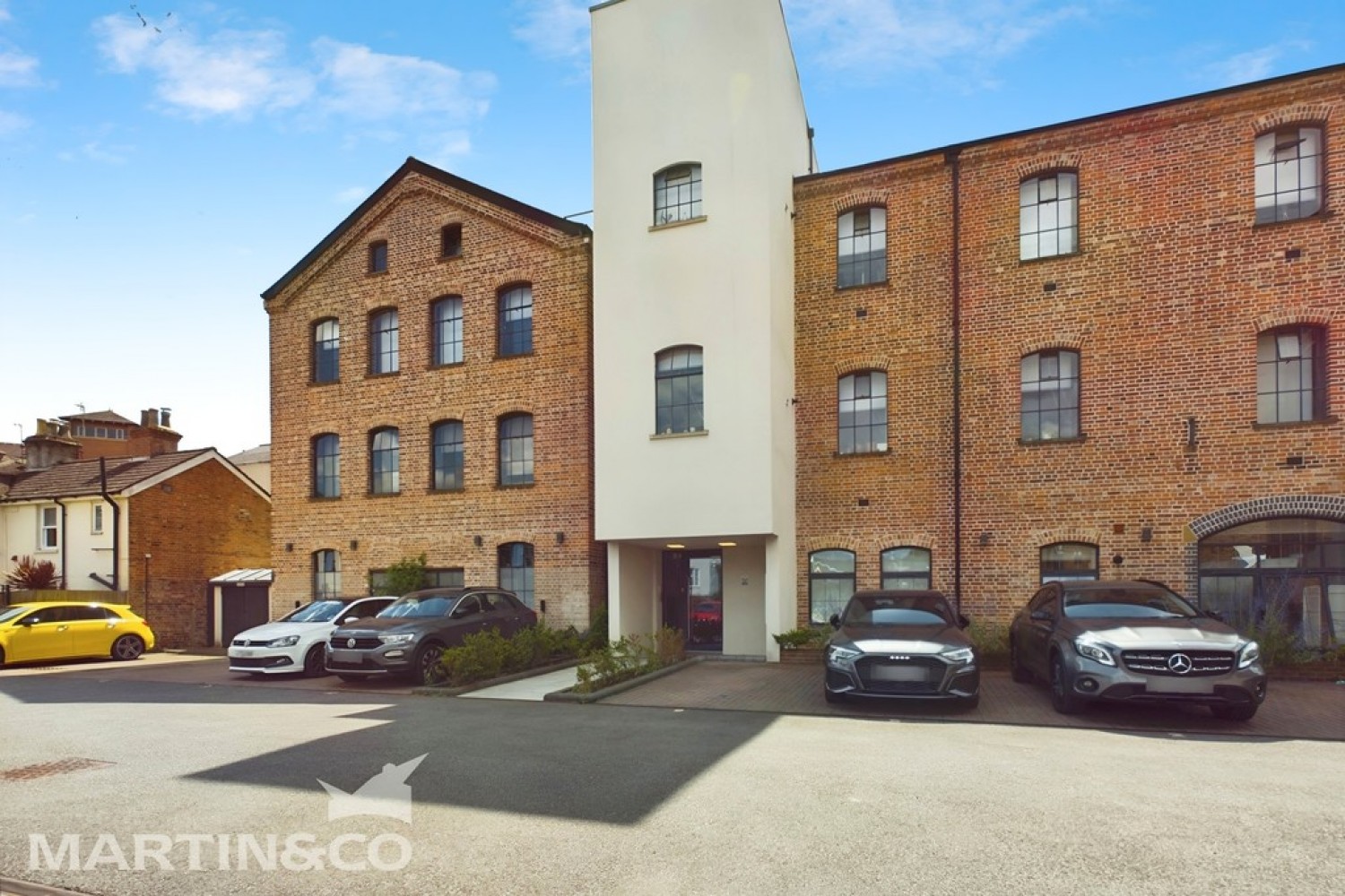 2 bedroom Flat for Letting 8 Tunnel Road
