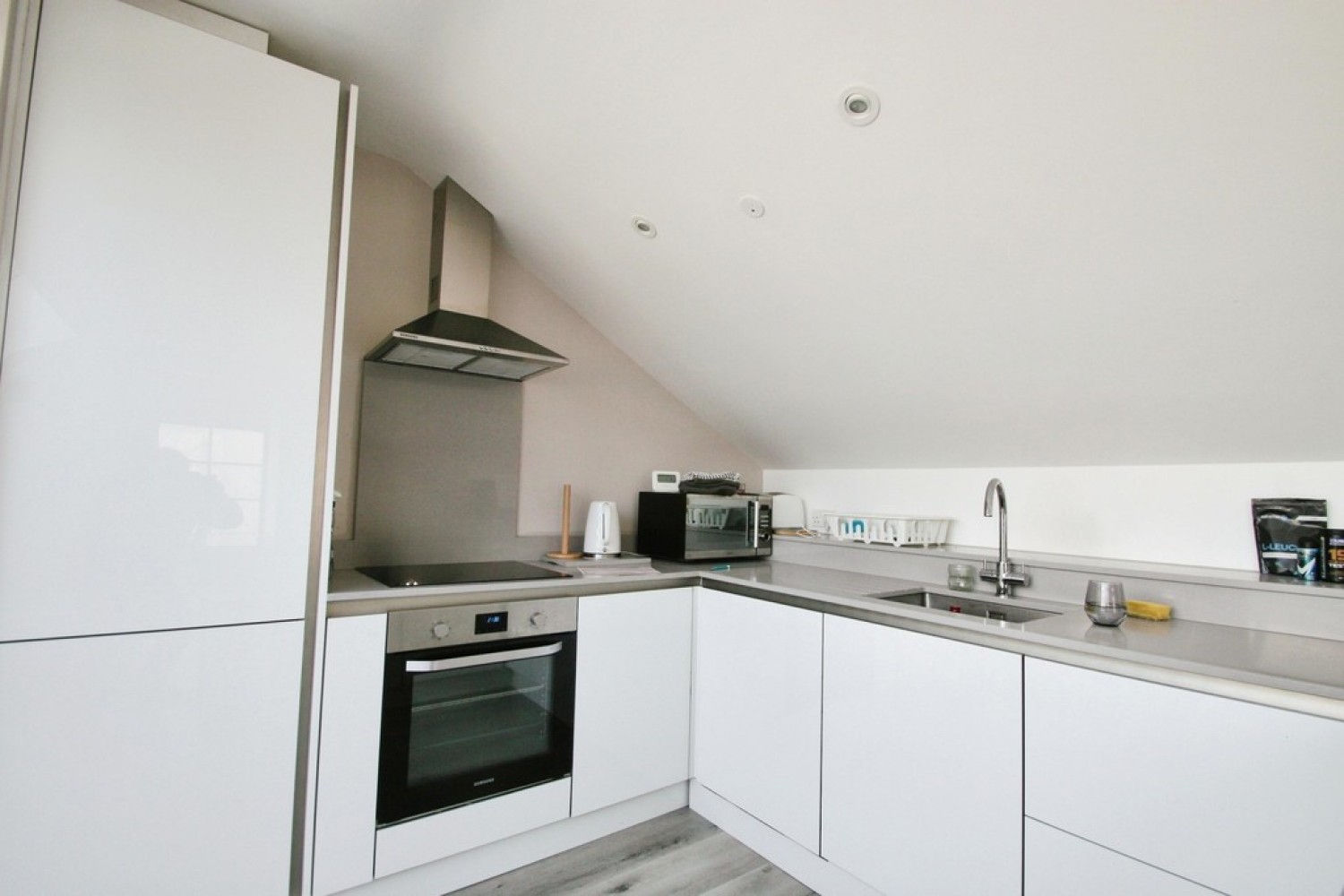 2 bedroom Flat for Letting 8 Tunnel Road