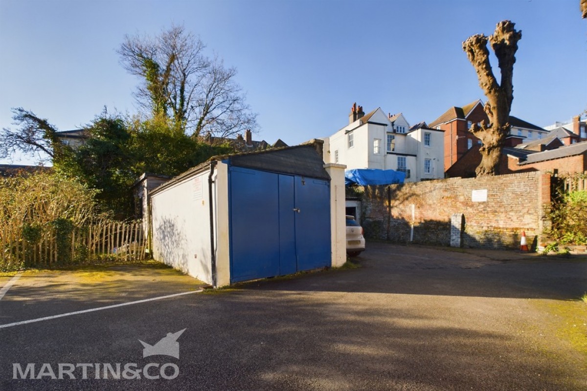 Upper Grosvenor Road, Tunbridge Wells
