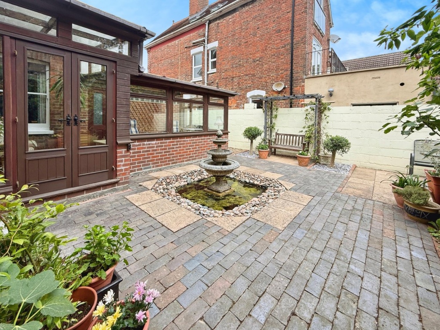 Upper Grosvenor Road, Tunbridge Wells, Kent