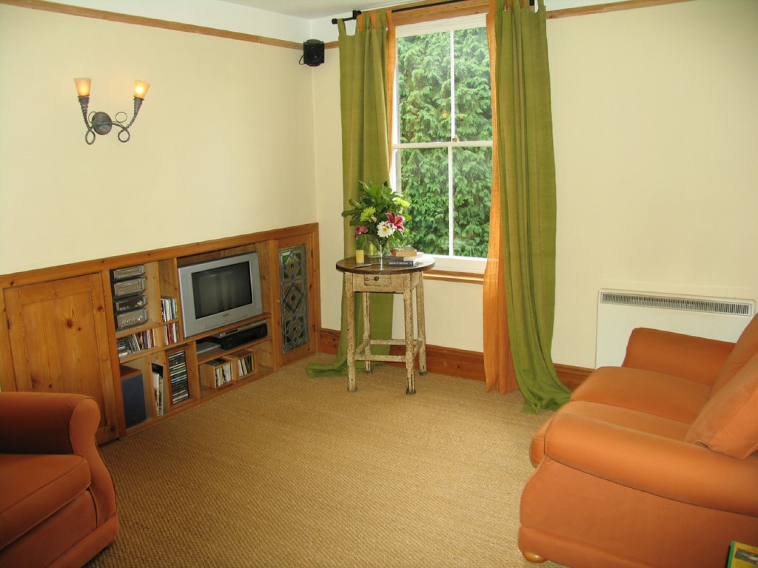 Flat 2, 2 Queens Road