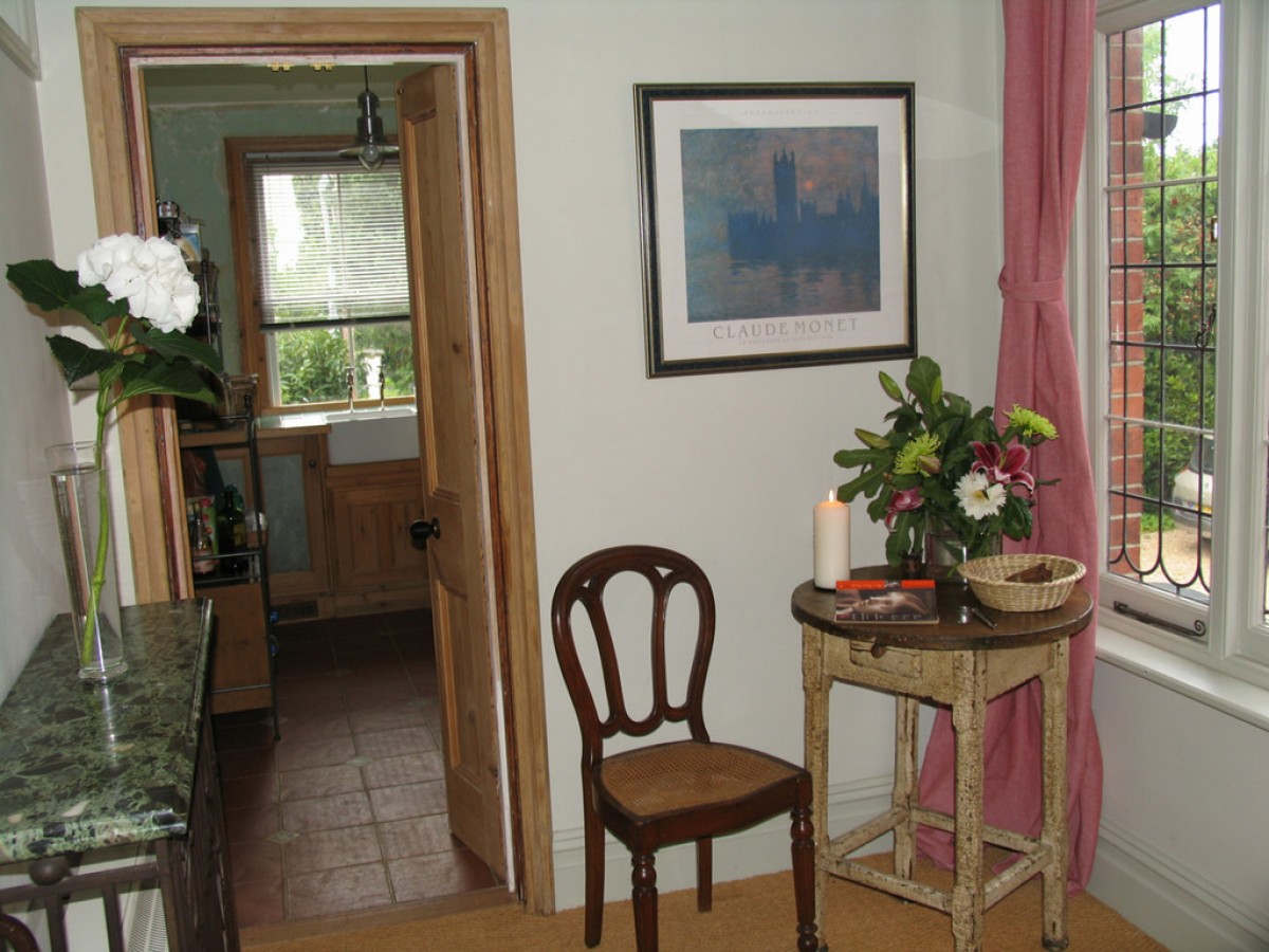 Flat 2, 2 Queens Road