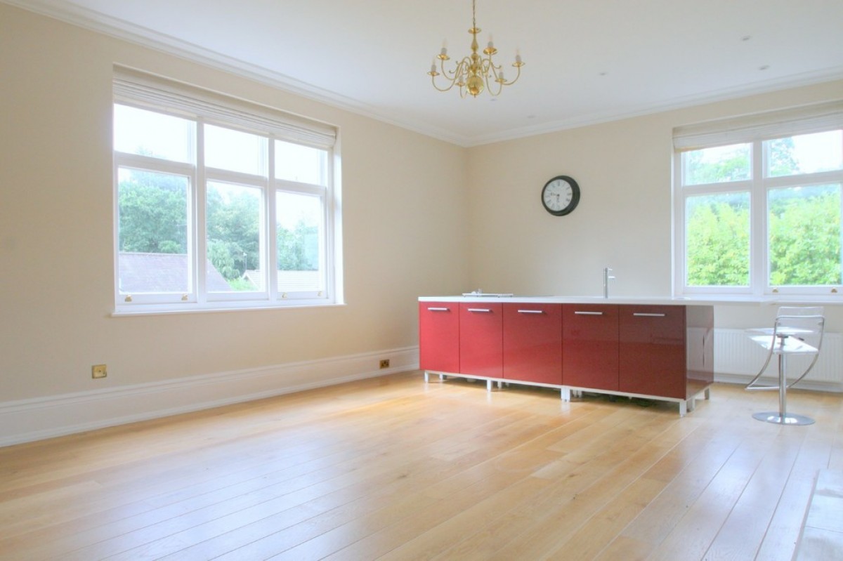 Flat 1, 8 Thornfield Gardens