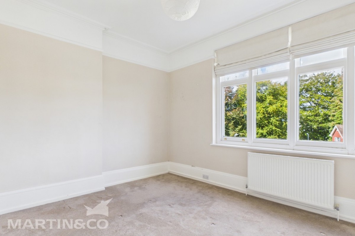 Flat 1, 8 Thornfield Gardens