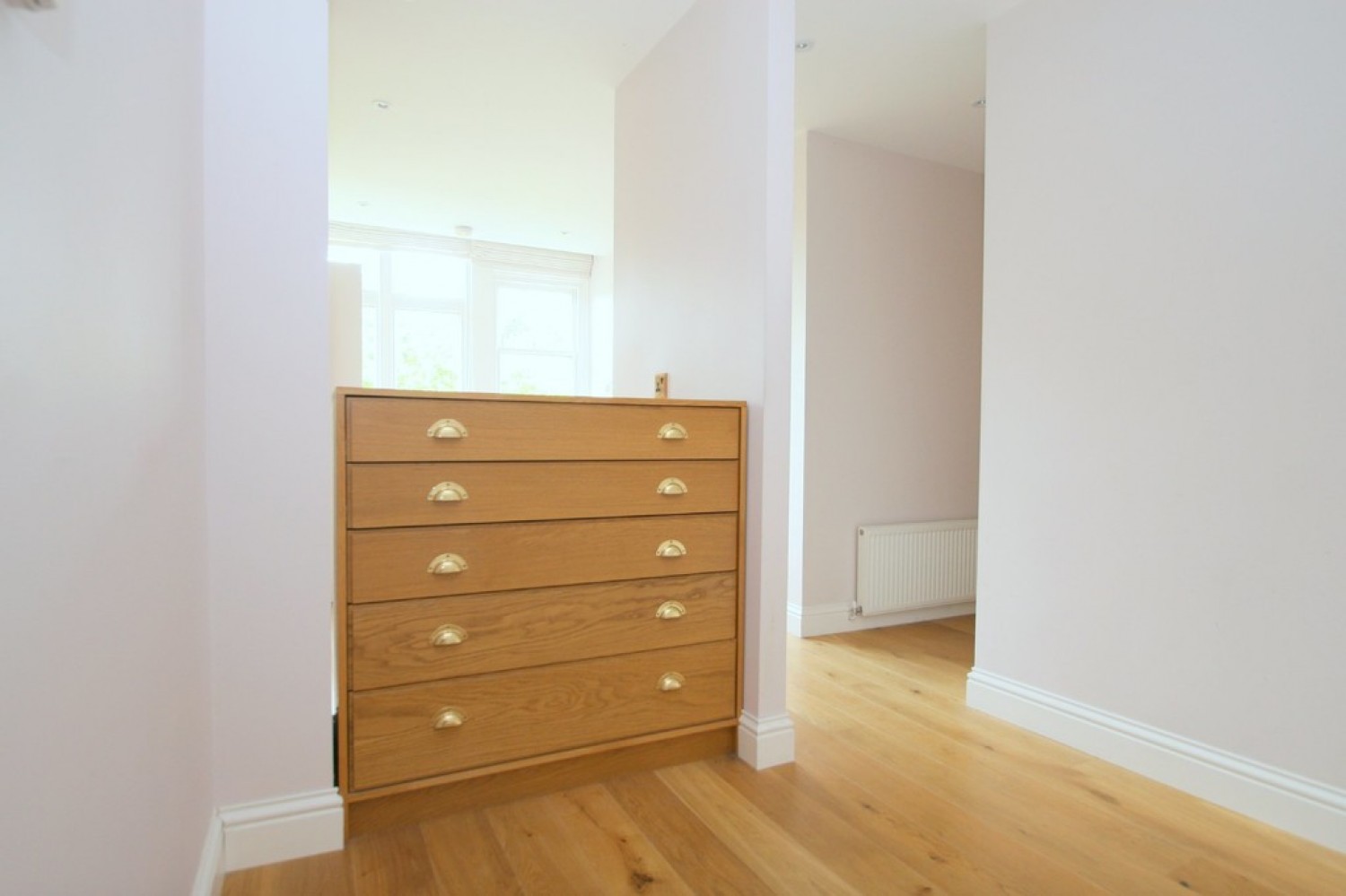 1 bedroom Flat in Flat 1, 8 Thornfield Gardens
