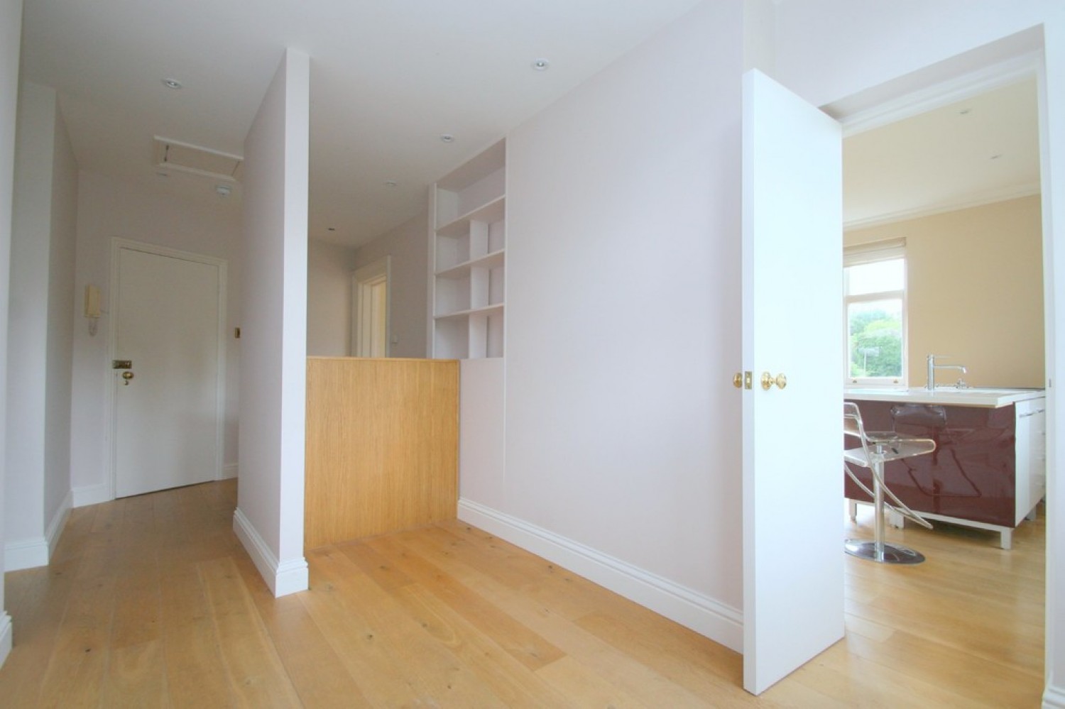 1 bedroom Flat in Flat 1, 8 Thornfield Gardens