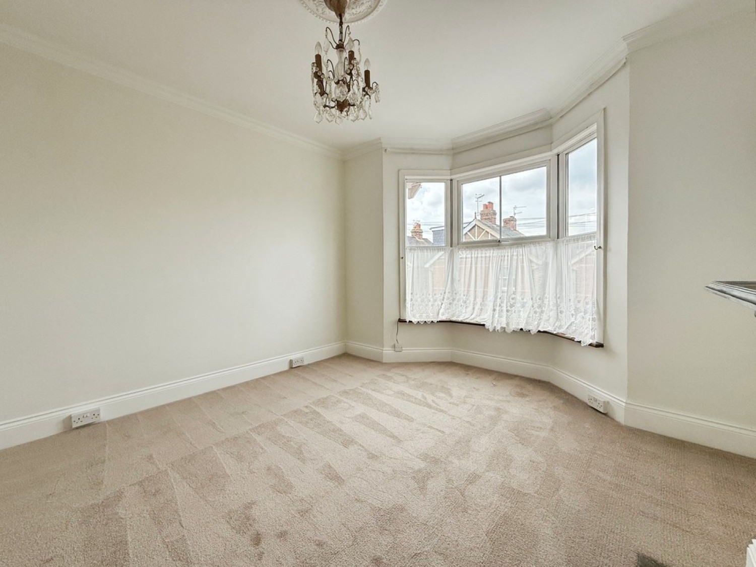 2 bedroom House for Sale Hill View Road, Tunbridge Wells