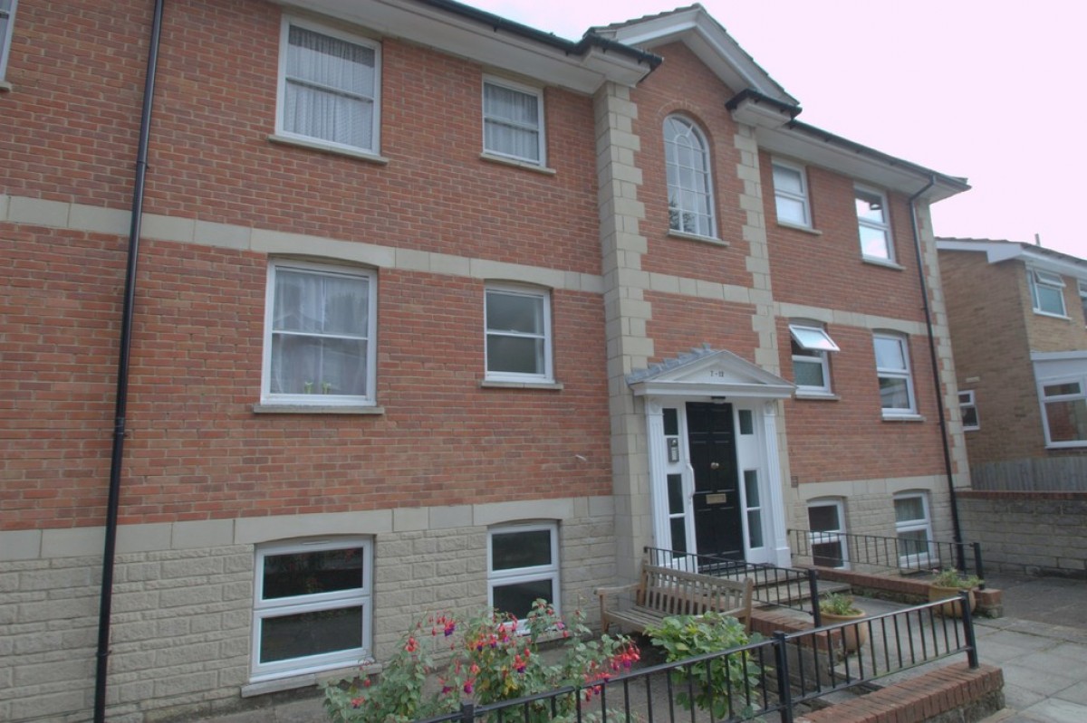 Woodbury Park Road, Tunbridge Wells