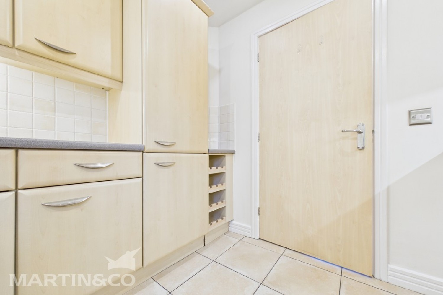 2 bedroom Flat for Sale Tunbridge Wells