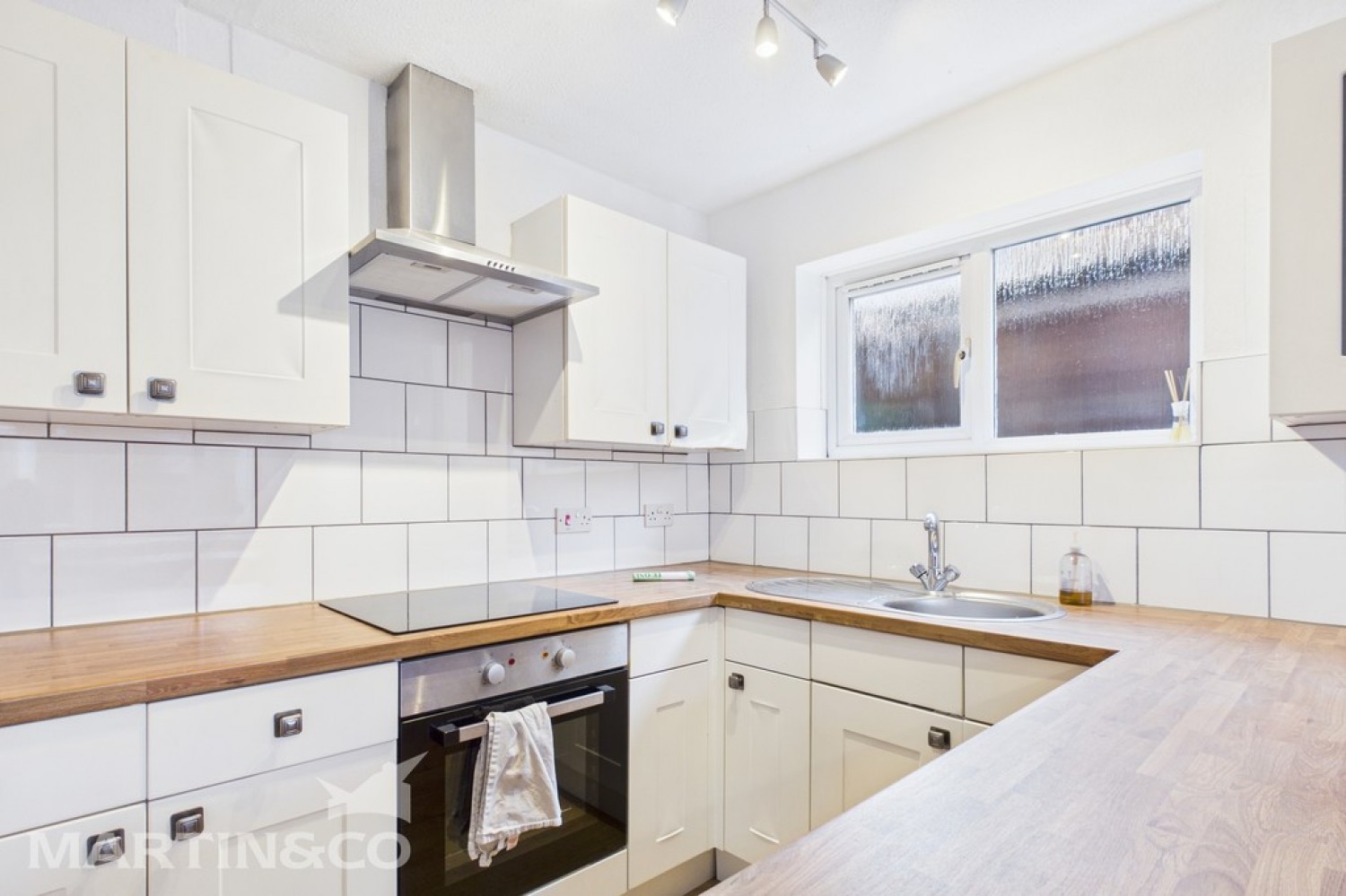 1 bedroom Flat for Sale Liptraps Lane