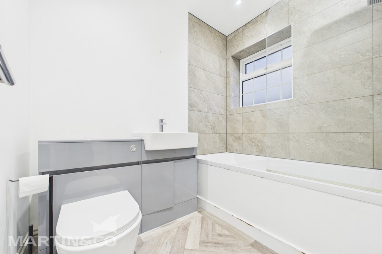 3 bedroom Bungalow for Letting Ramsden Road, Orpington, Kent