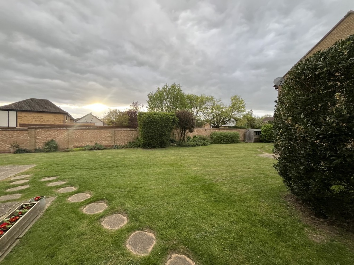 2 bedroom Flat for Sale Weavering, Maidstone, Kent