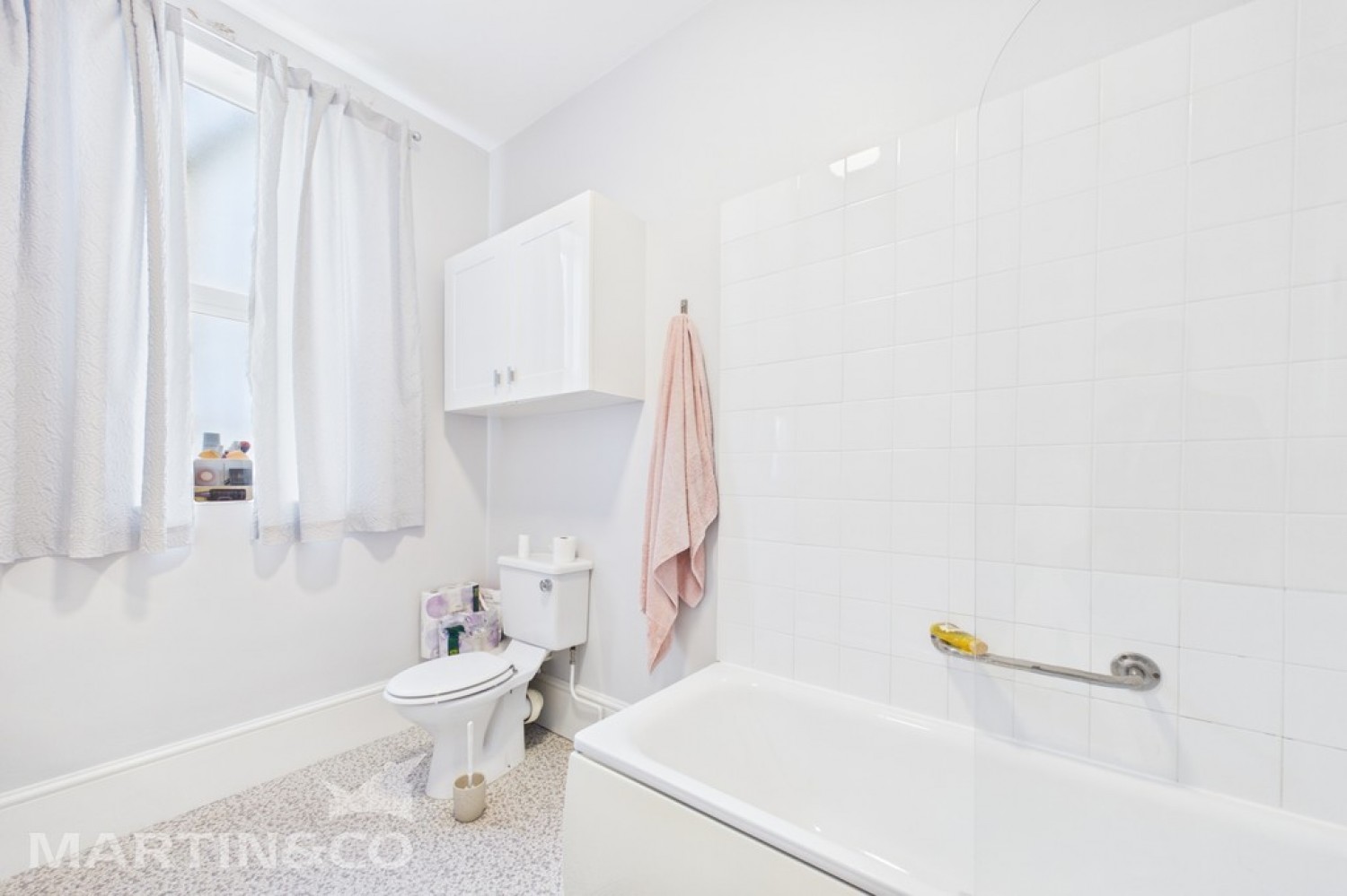 1 bedroom Flat for Letting Molyneux Park Road
