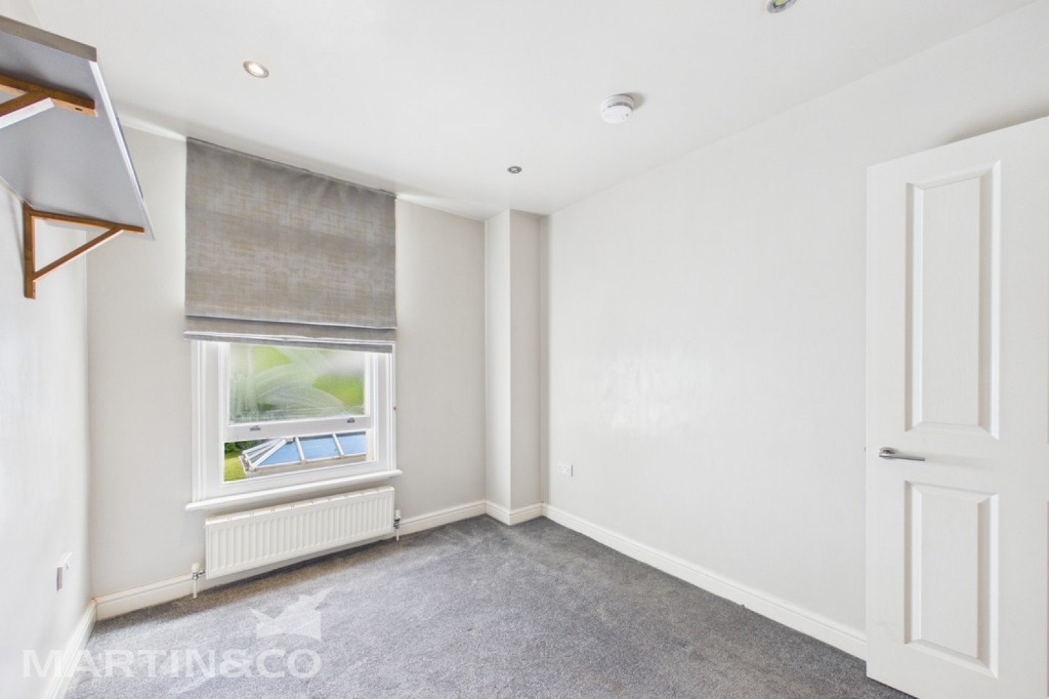 1 bedroom Flat for Sale Broadwater Down