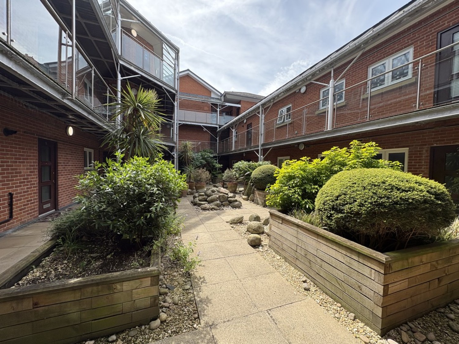 2 bedroom Flat for Letting Goods Station Road, Tunbridge Wells, Kent