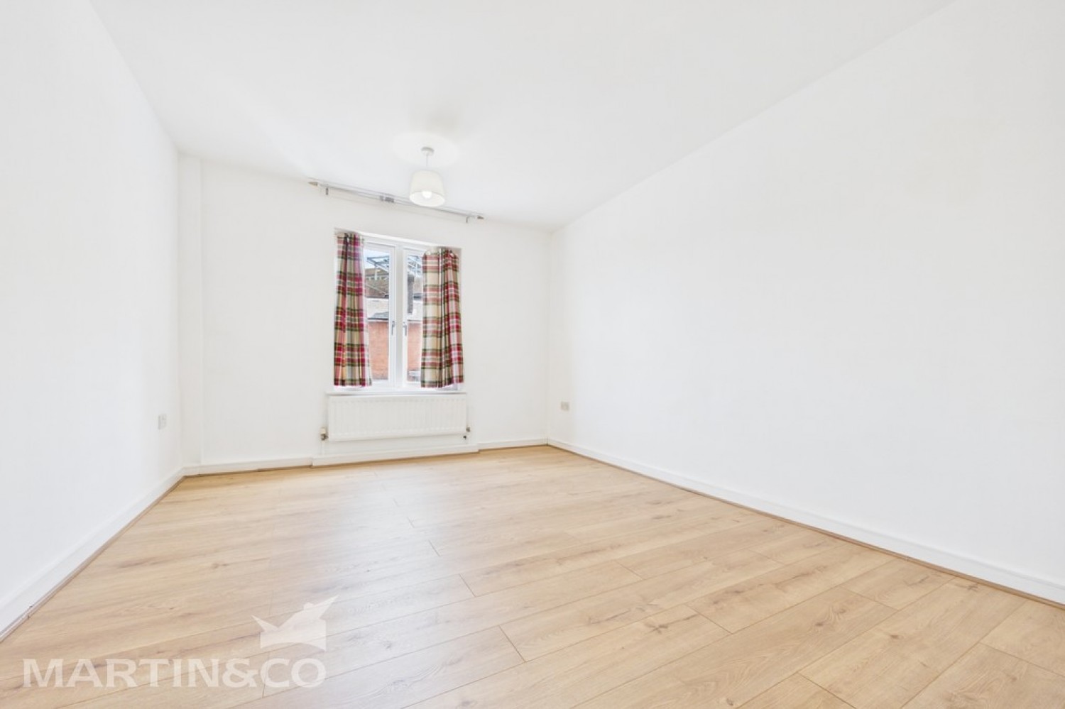 2 bedroom Flat for Letting Goods Station Road, Tunbridge Wells, Kent