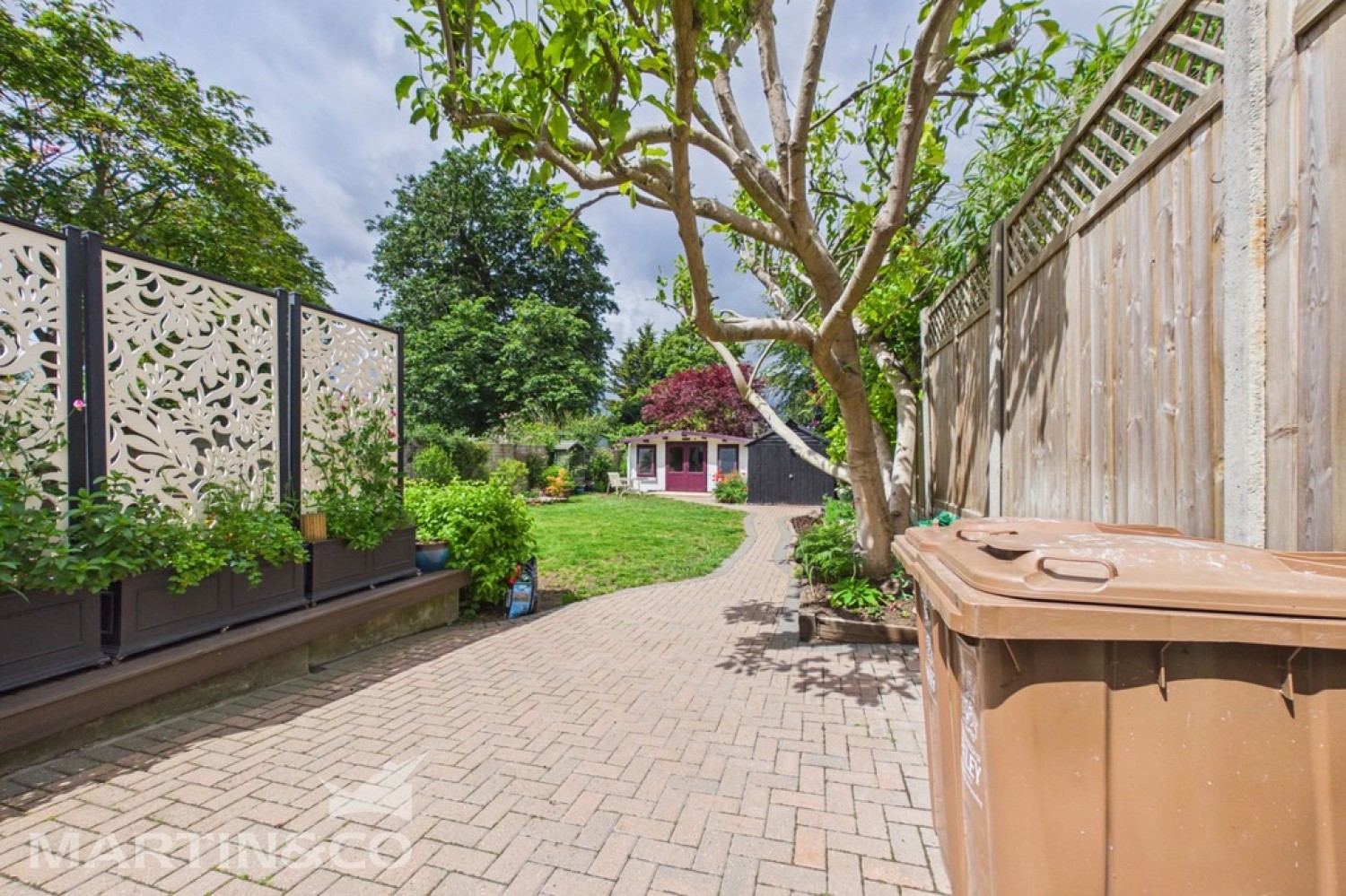 4 bedroom House for Sale St. James Way, Sidcup DA14