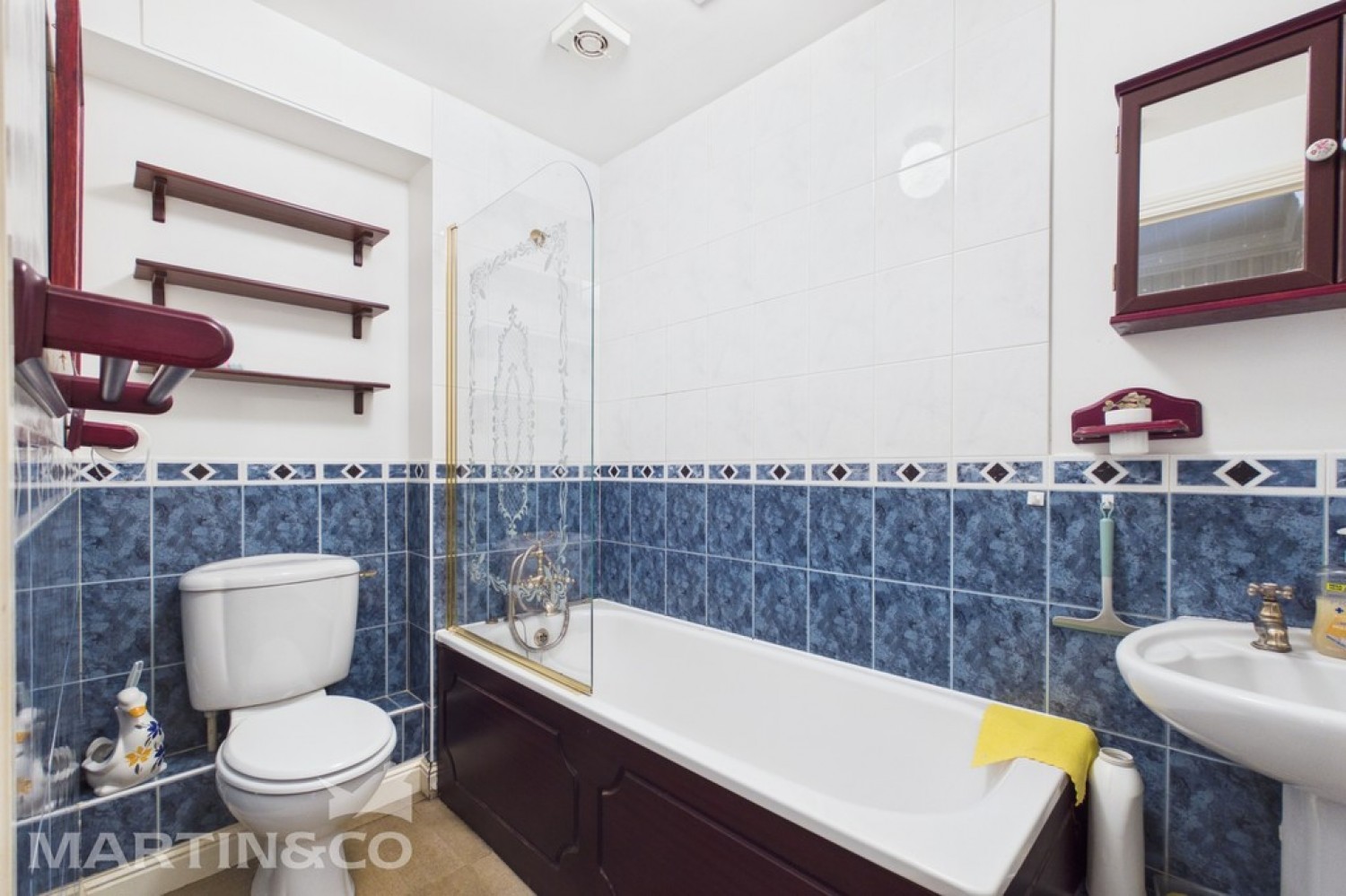 2 bedroom Flat for Sale Tarland House