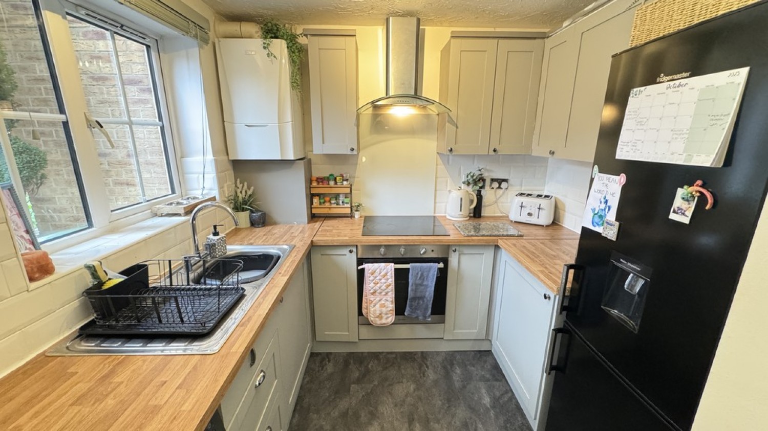 Paveley Gardens, Hilperton